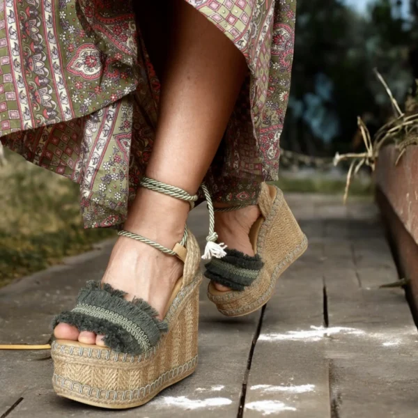 JADE KAVËLINA Green espadrilles